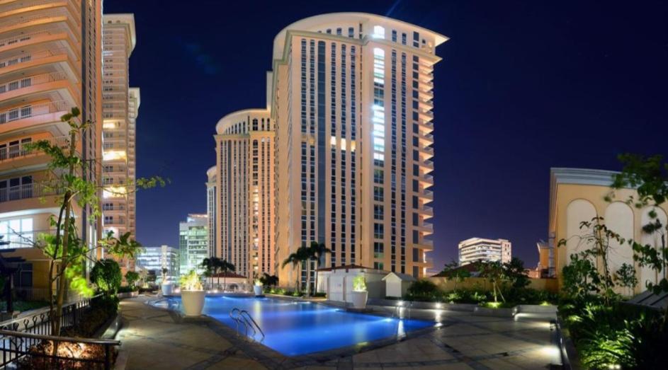 Venice Luxury Residences Taguig Luaran gambar